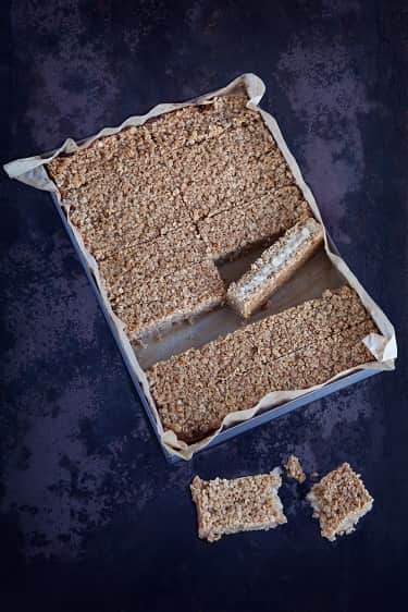A small picture of Peck & Strong GF Cinnamon & Apple Flapjack x 16