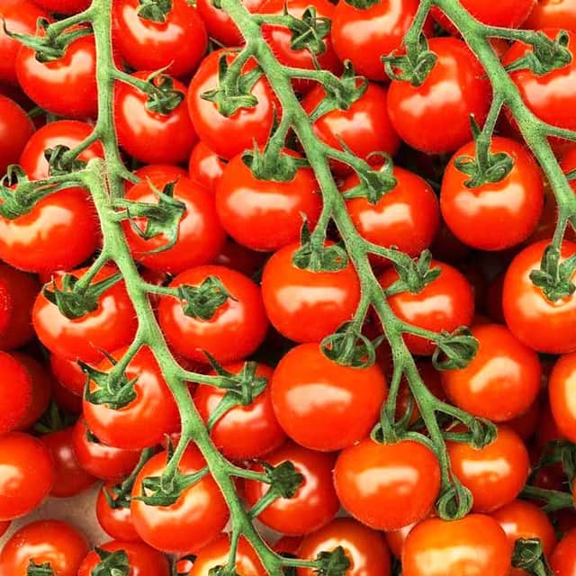 A small picture of Cherry Vine Tomatoes Loose x 4kg CASE